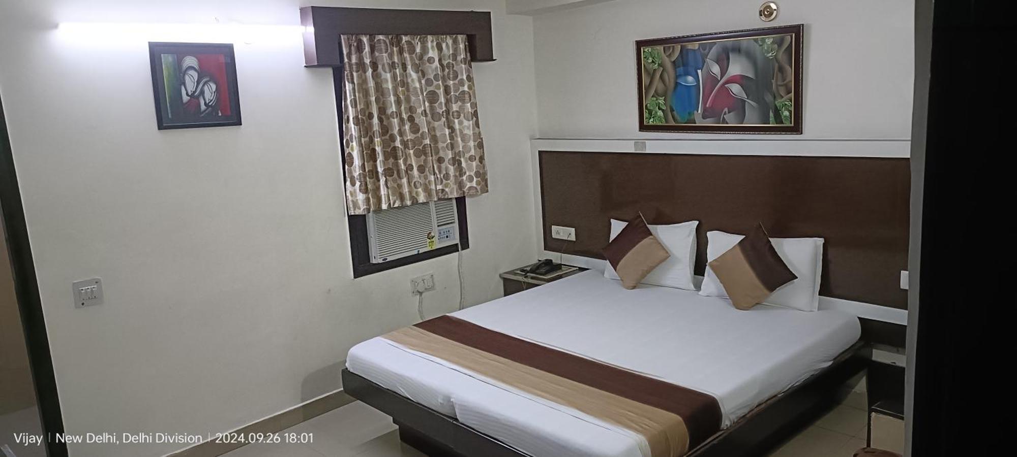Hotel Su Shree Continental 5 Minutes Walk From New Delhi Railway Station Zewnętrze zdjęcie
