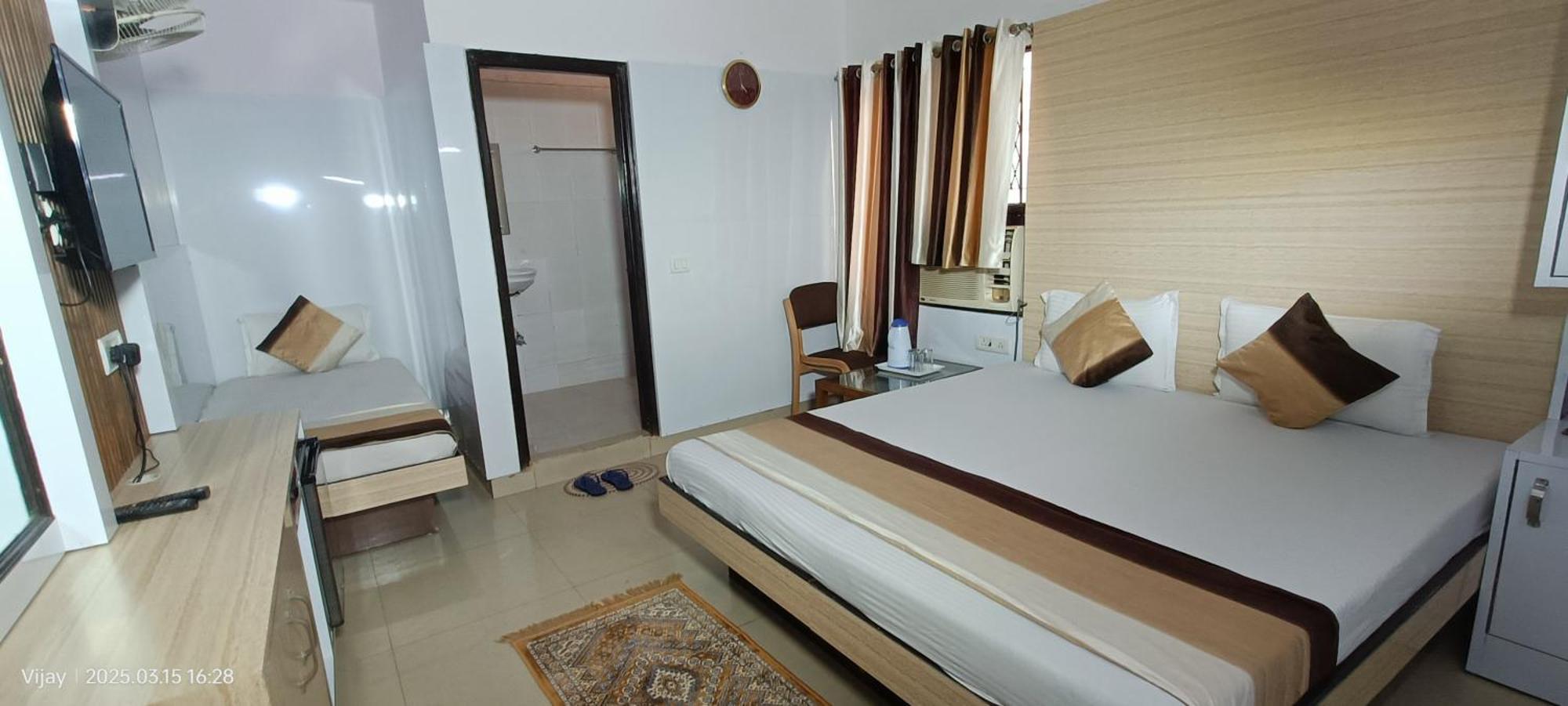 Hotel Su Shree Continental 5 Minutes Walk From New Delhi Railway Station Zewnętrze zdjęcie