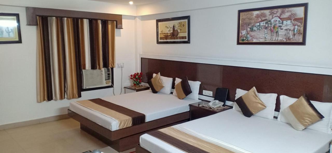 Hotel Su Shree Continental 5 Minutes Walk From New Delhi Railway Station Zewnętrze zdjęcie